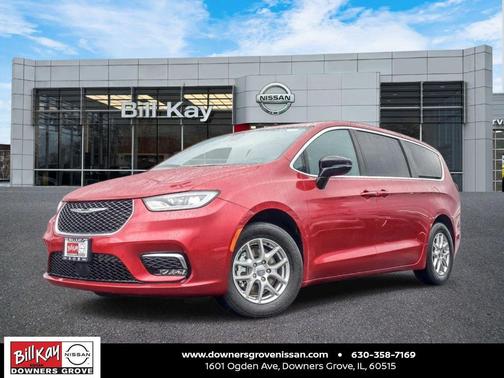 Red Hot Pearlcoat 2025 Chrysler Pacifica L