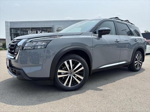 2025 Nissan Pathfinder Platinum 4WD