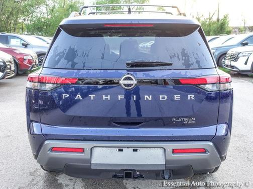 Deep Ocean Blue Pearl 2026 Nissan Pathfinder Platinum