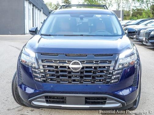 Deep Ocean Blue Pearl 2026 Nissan Pathfinder Platinum