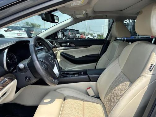 2017 Nissan Maxima 3.5 Platinum
