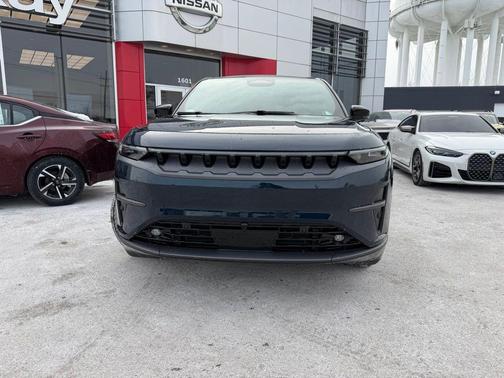 2024 Jeep Wagoneer S Launch Edition