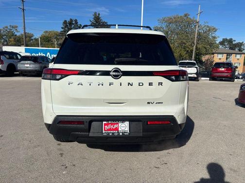 2022 Nissan Pathfinder SV 4WD