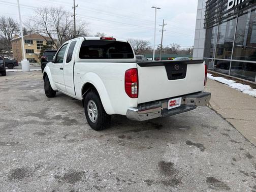 2015 Nissan Frontier S