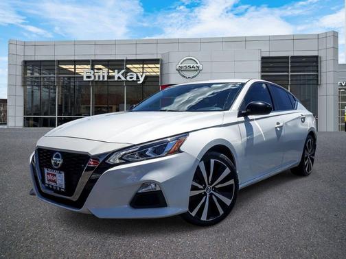 Pearl White Tricoat 2020 Nissan Altima SR Intelligent AWD