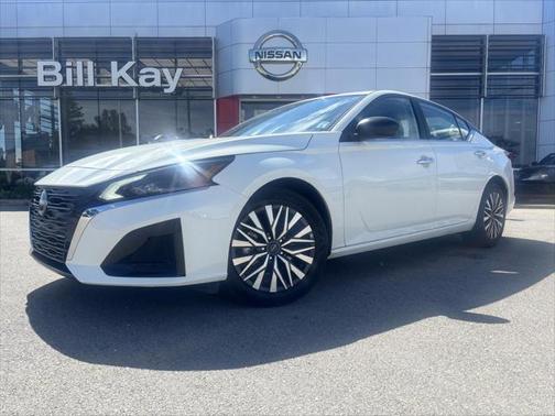 2025 Nissan Altima SV FWD