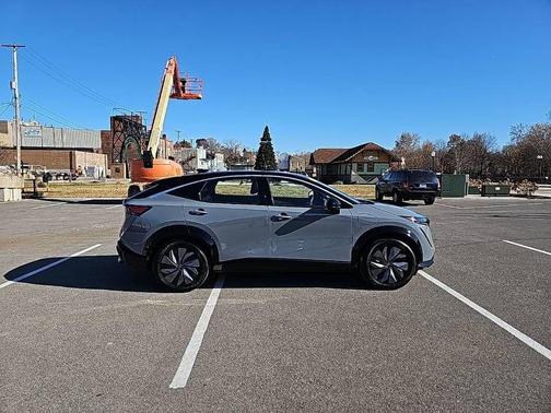 2023 Nissan ARIYA EVOLVE+