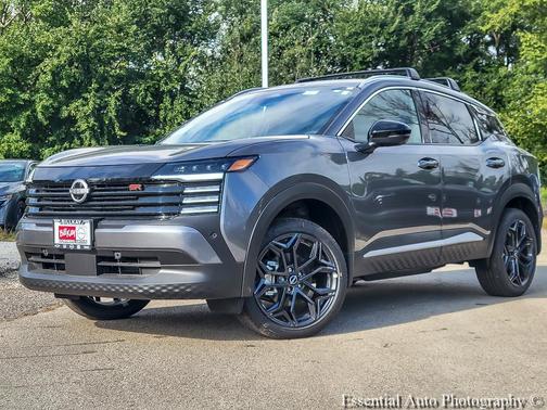Gun Metallic 2027 Nissan Kicks SR