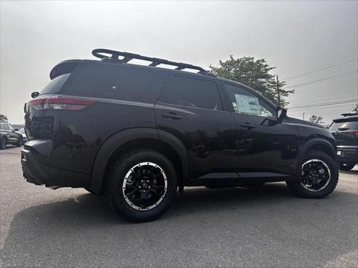 2025 Nissan Pathfinder Rock Creek 4WD