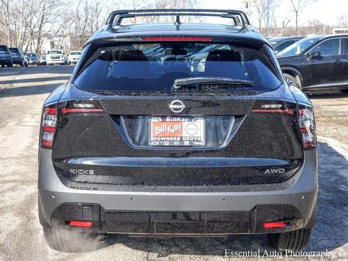 2026 Nissan Kicks SV