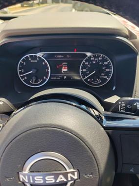 Pearl White Tricoat 2023 Nissan Rogue SL