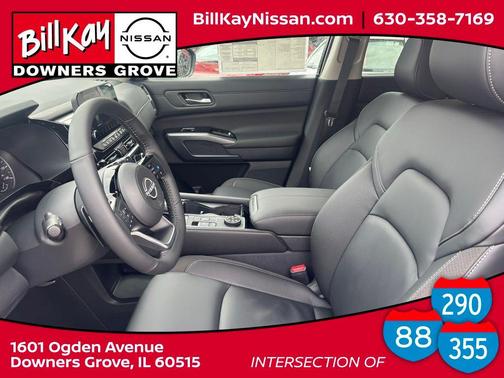 2025 Nissan Pathfinder SL 4WD