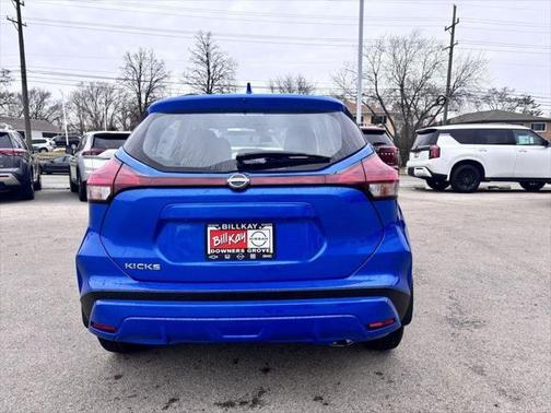 2025 Nissan Kicks S