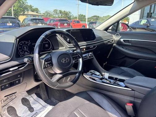 2022 Hyundai SONATA Limited