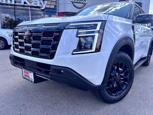 2025 Nissan Armada PRO-4X 4WD