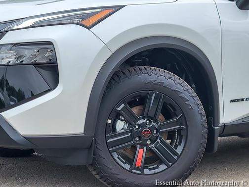 Everest White Pearl Tricoat 2026 Nissan Rogue Rock Creek