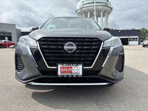 2025 Nissan Kicks S