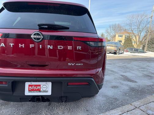 2023 Nissan Pathfinder SV 4WD