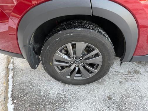 2023 Nissan Pathfinder SV 4WD