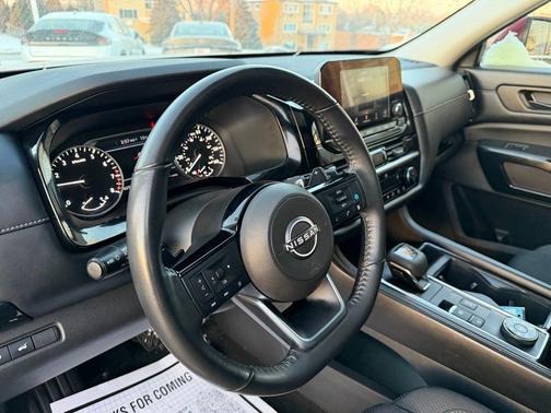 2023 Nissan Pathfinder SV 4WD