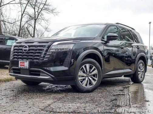 Super Black 2026 Nissan Pathfinder SL