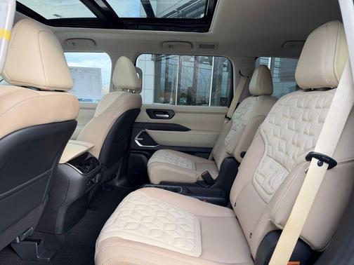 2026 Nissan Armada Platinum Reserve