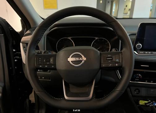 Super Black 2025 Nissan Rogue SV