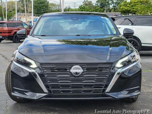 Super Black Clearcoat 2025 Nissan Altima 2.5 SV
