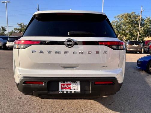 2025 Nissan Pathfinder SV 4WD