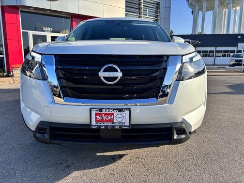 2025 Nissan Pathfinder SV 4WD