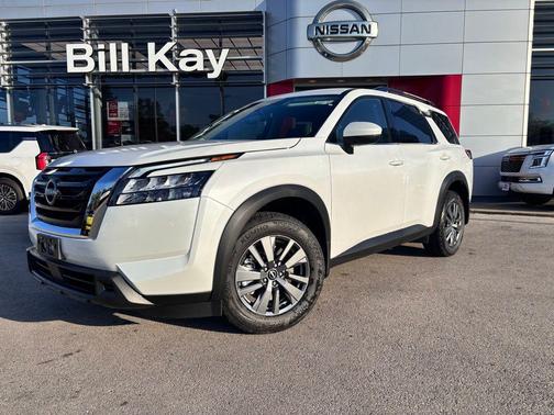 2025 Nissan Pathfinder SV 4WD