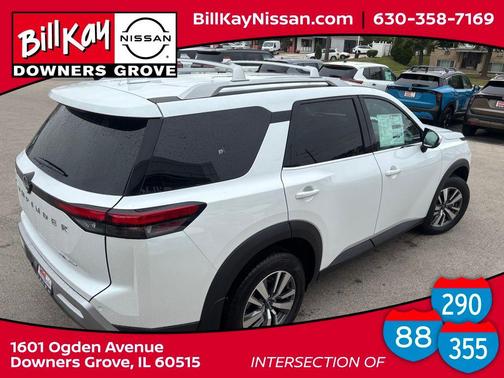 2025 Nissan Pathfinder SL 4WD