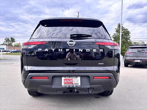 2025 Nissan Pathfinder SV 4WD