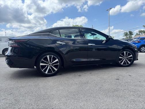 2023 Nissan Maxima SV Xtronic CVT