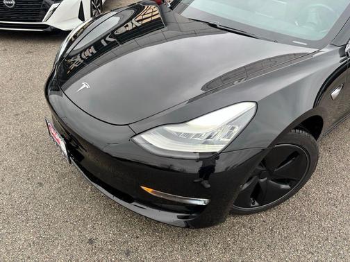 2019 Tesla Model 3 Standard Range