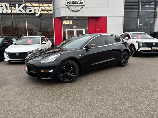 2019 Tesla Model 3 Standard Range