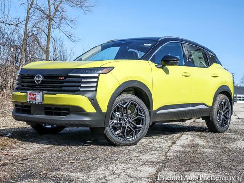 2026 Nissan Kicks SR