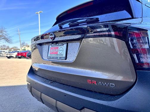 2025 Nissan Kicks SR