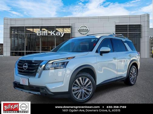 2023 Nissan Pathfinder SL 4WD