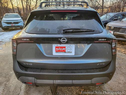 2026 Nissan Kicks SV