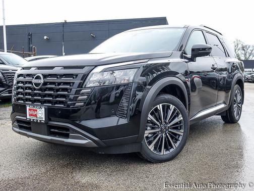 Super Black 2026 Nissan Pathfinder Platinum