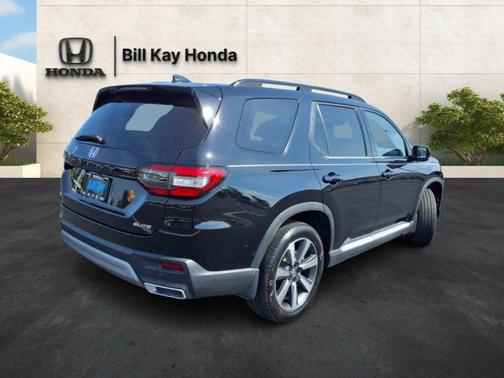 2025 Honda Pilot Elite