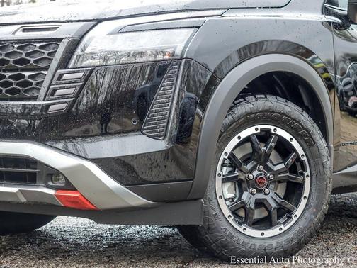Super Black 2026 Nissan Pathfinder Rock Creek