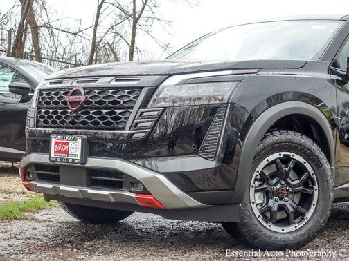 Super Black 2026 Nissan Pathfinder Rock Creek