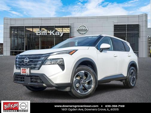 Everest White Pearl Tricoat 2026 Nissan Rogue SV SUV