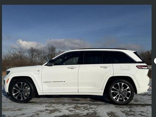 2022 Jeep Grand Cherokee 4xe Summit