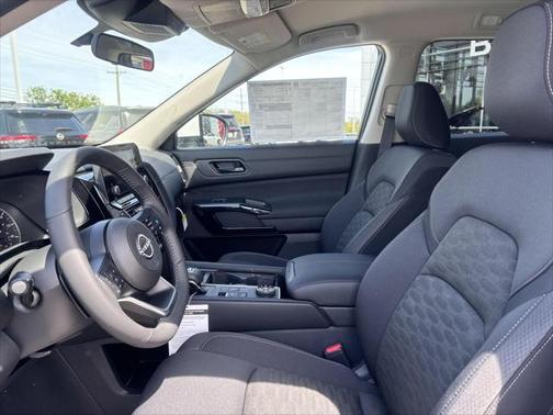 2025 Nissan Pathfinder SV 4WD