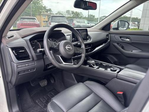 2022 Nissan Rogue SL
