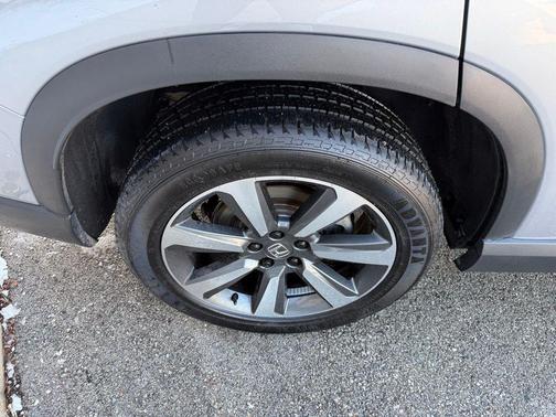 2023 Honda Pilot AWD Elite