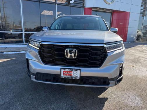 2023 Honda Pilot AWD Elite